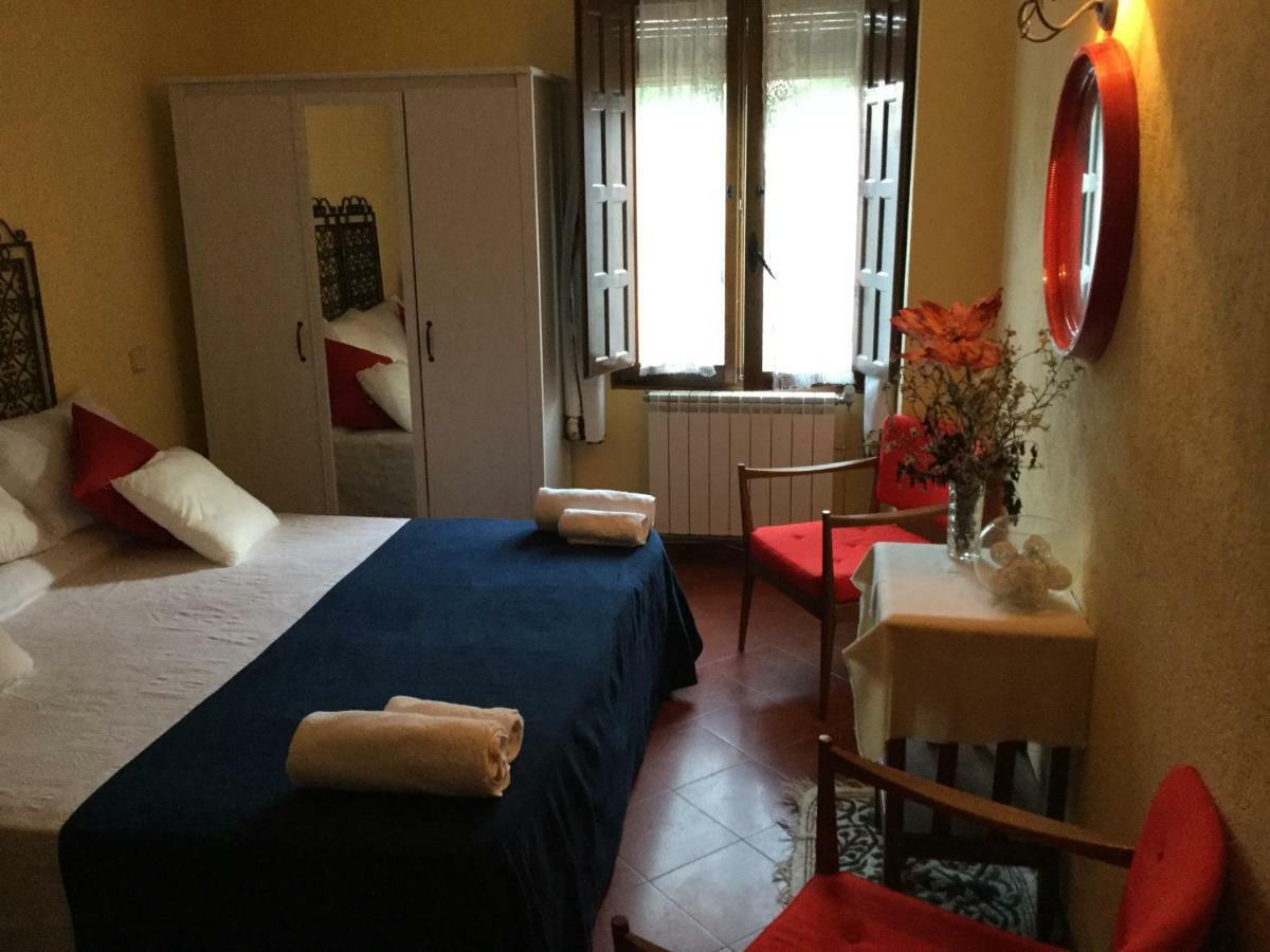 Bed and Breakfast Casa Lola Pelegrina Екстер'єр фото
